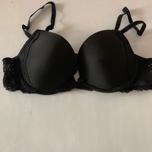 Victoria’s Secret push up bra